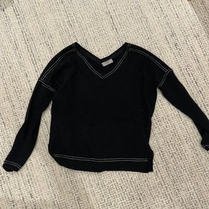 Loma London v neck 100% cashmere sweater